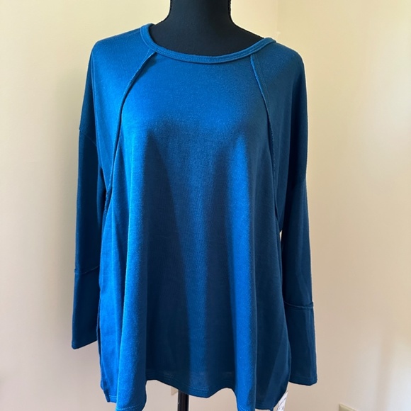 **FORGOTTEN GRACE* Blue Long Sleeve Shirt Size Medium - Picture 1 of 9